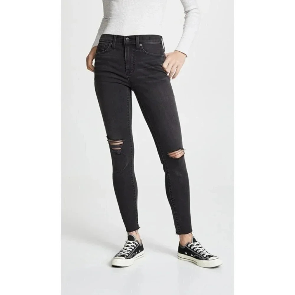 Madewell  9" Mid-Rise Skinny Jeans Distressed Knee Black Wash